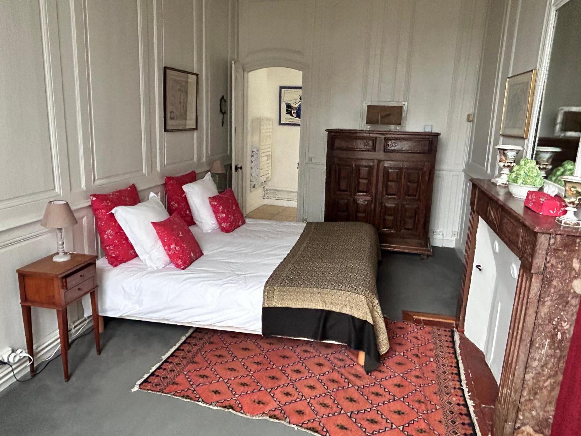 Demeure Jousset Des Berries Apartment Льо Ман Екстериор снимка